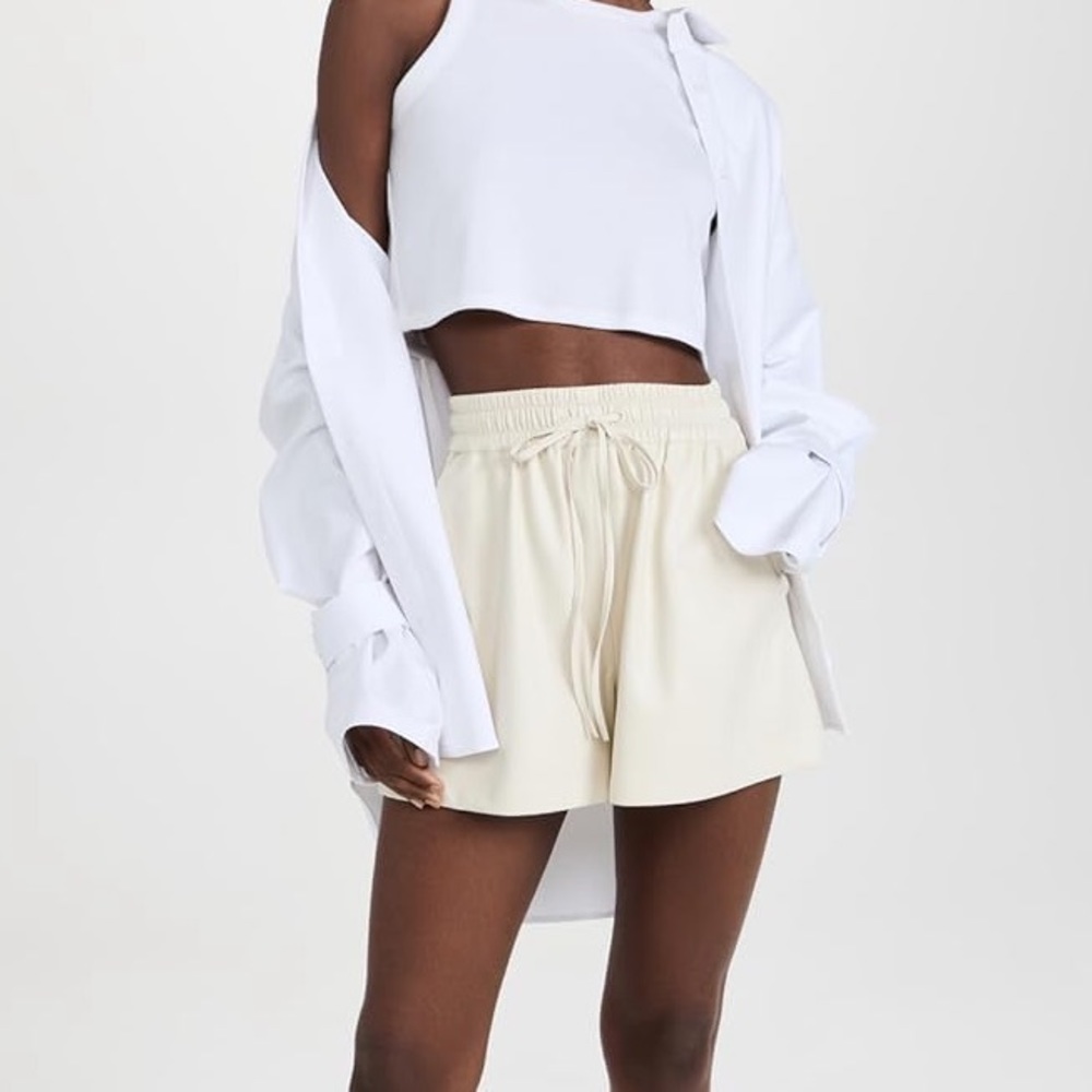 Good American shorts